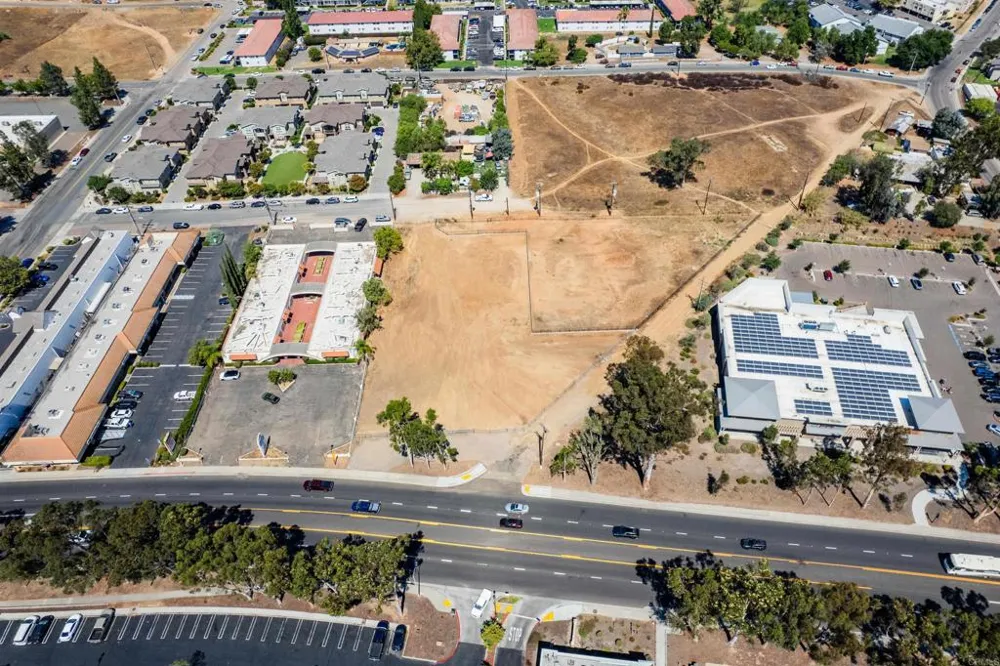 1703 Main Street Ramona, CA 92065