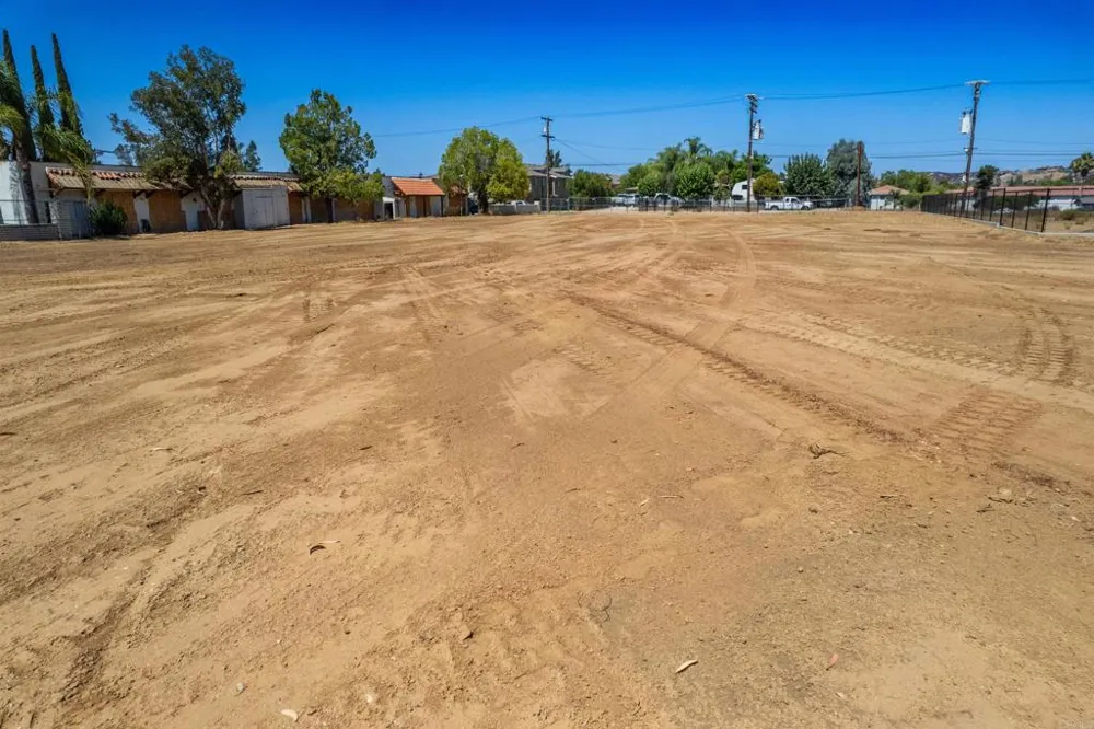 1703 Main Street Ramona, CA 92065