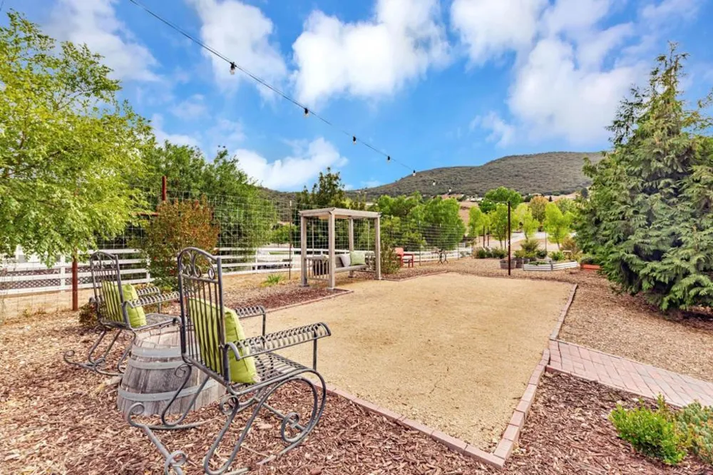 44737 Sun Valley Drive King City, CA 93930