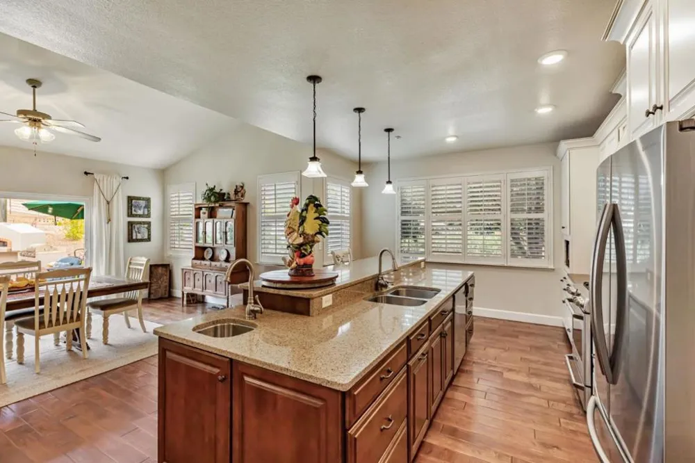 44737 Sun Valley Drive King City, CA 93930