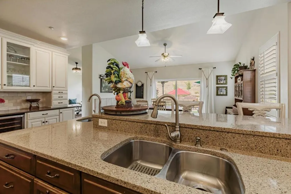 44737 Sun Valley Drive King City, CA 93930