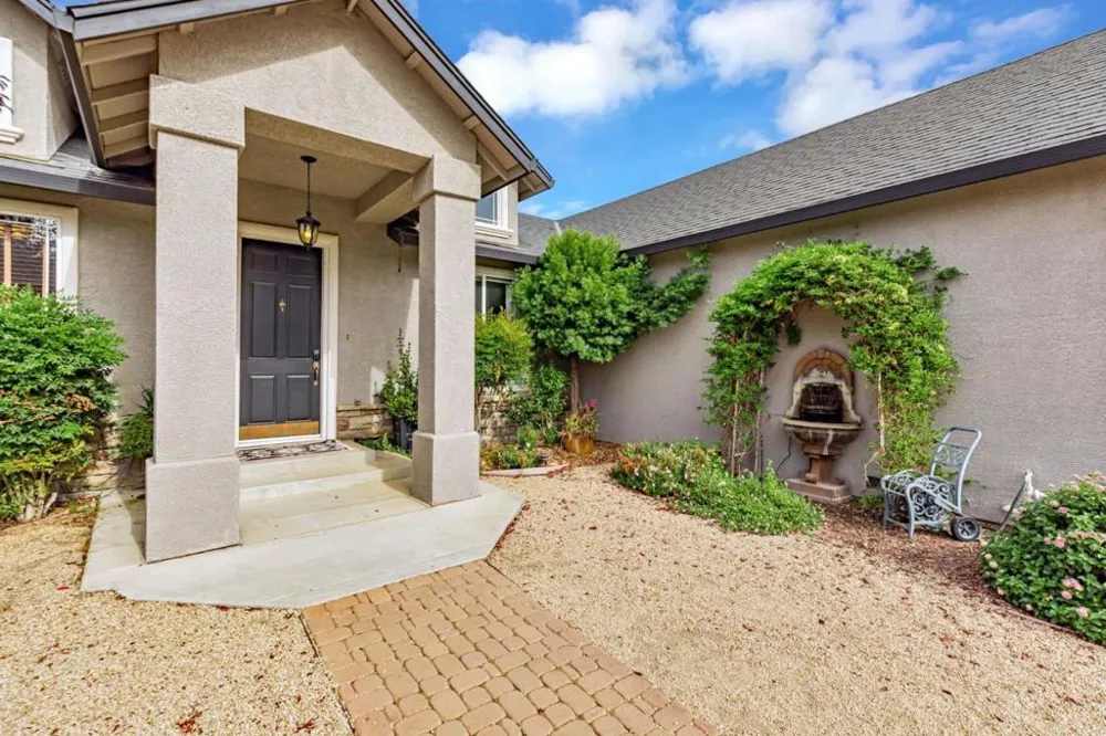 44737 Sun Valley Drive King City, CA 93930