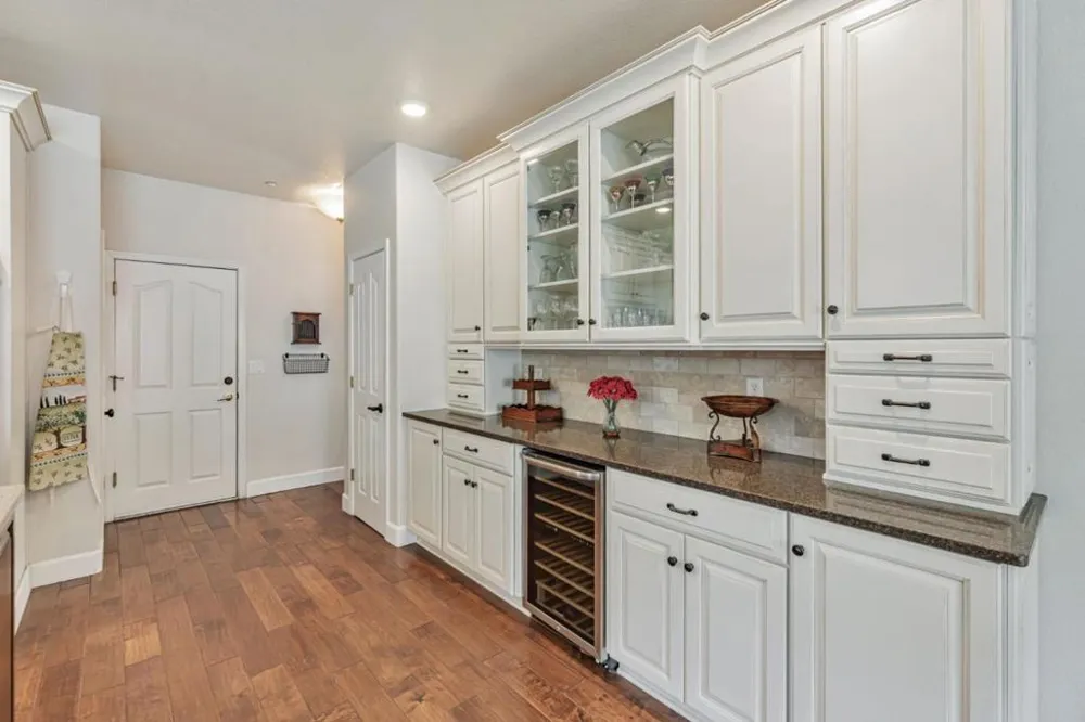 44737 Sun Valley Drive King City, CA 93930