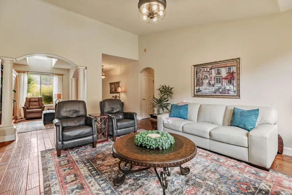 44737 Sun Valley Drive King City, CA 93930