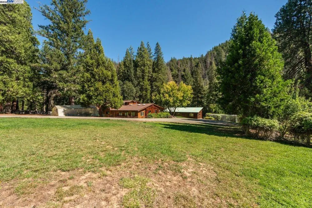 4481 Rush Creek Rd Lewiston, CA 96052