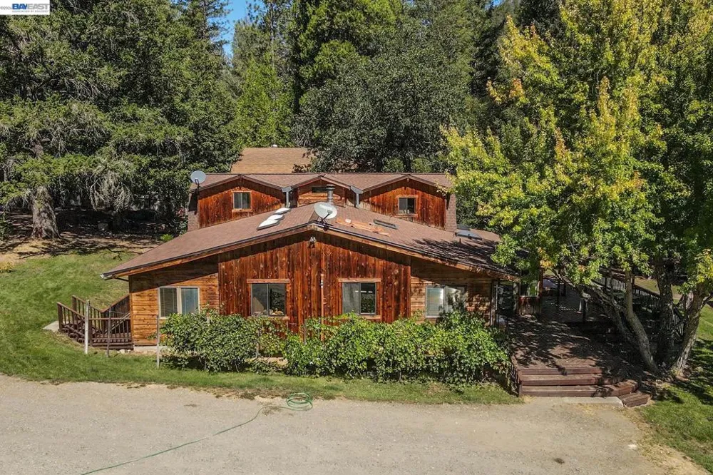 4481 Rush Creek Rd Lewiston, CA 96052