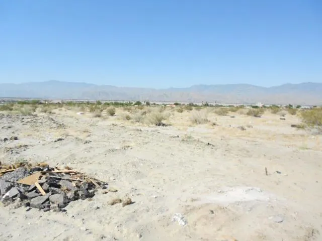 30th Avenue Avenue Thousand Palms, CA 92276