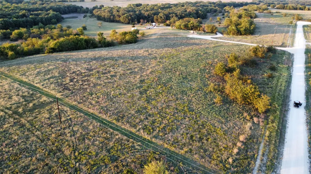 537 Willow Court St Jo, TX 76265