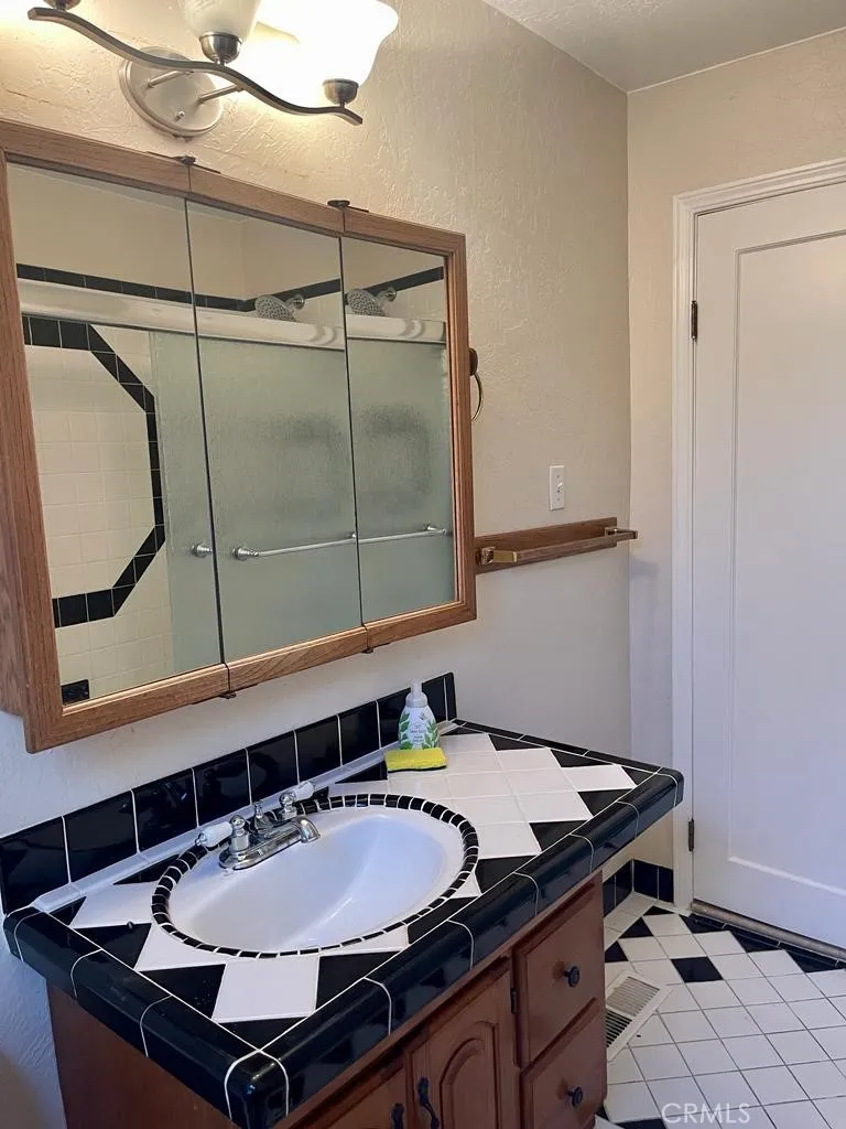 1308 Benedict Drive San Leandro, CA 94577