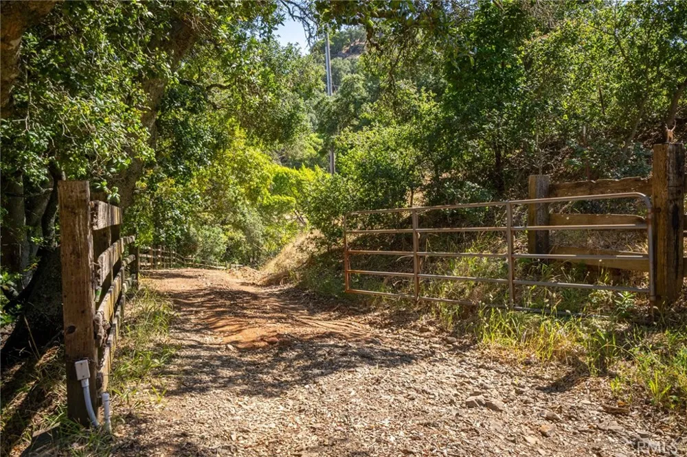 3265 Cypress Mountain Rd Templeton, CA 93465