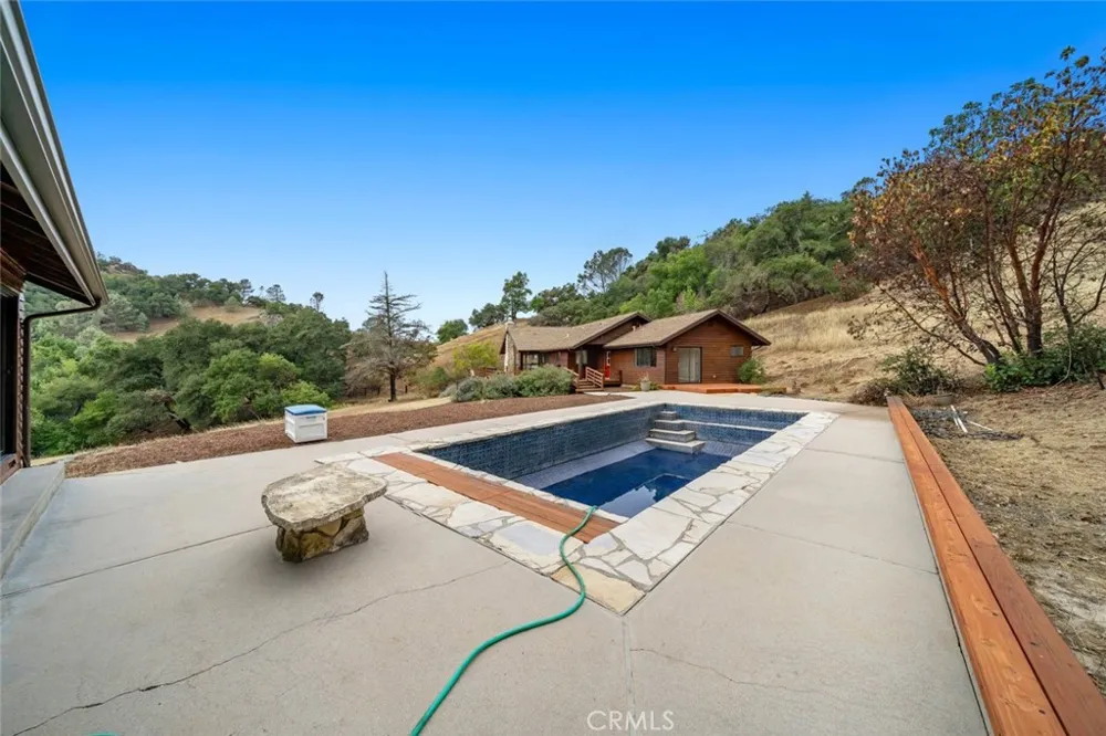 3265 Cypress Mountain Rd Templeton, CA 93465