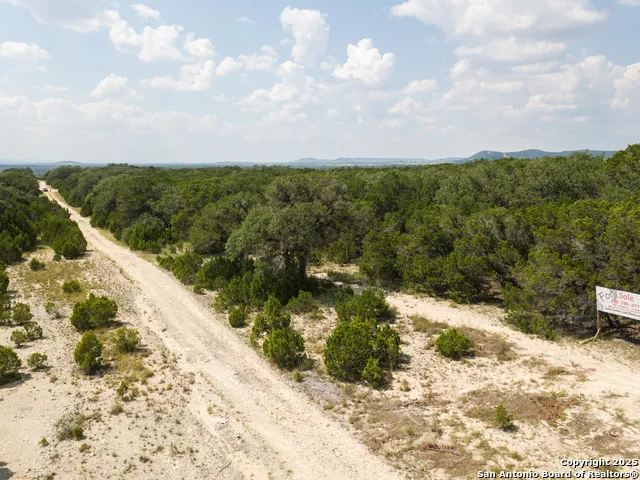 14618 S State Highway 16 Pipe Creek, TX 78063
