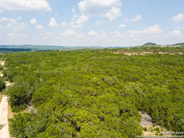 14618 S State Highway 16 Pipe Creek, TX 78063