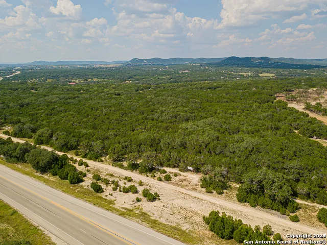 14618 S State Highway 16 Pipe Creek, TX 78063