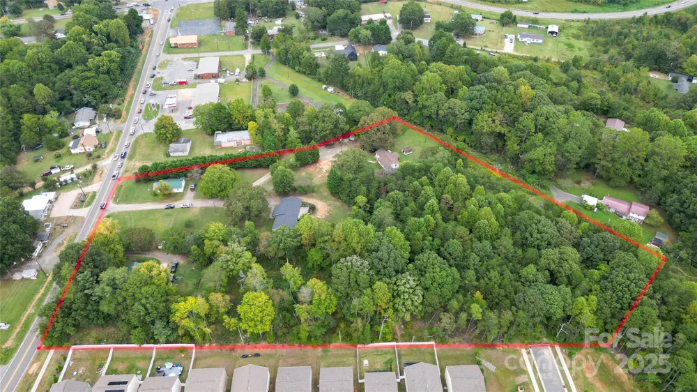2209 Charlotte Highway Mooresville, NC 28117