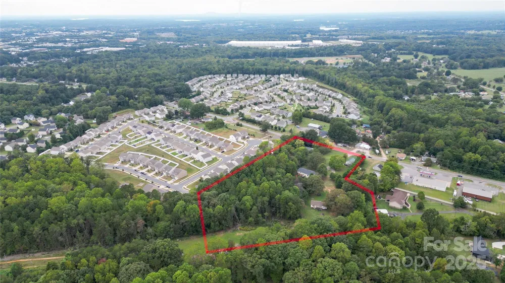 2209 Charlotte Highway Mooresville, NC 28117
