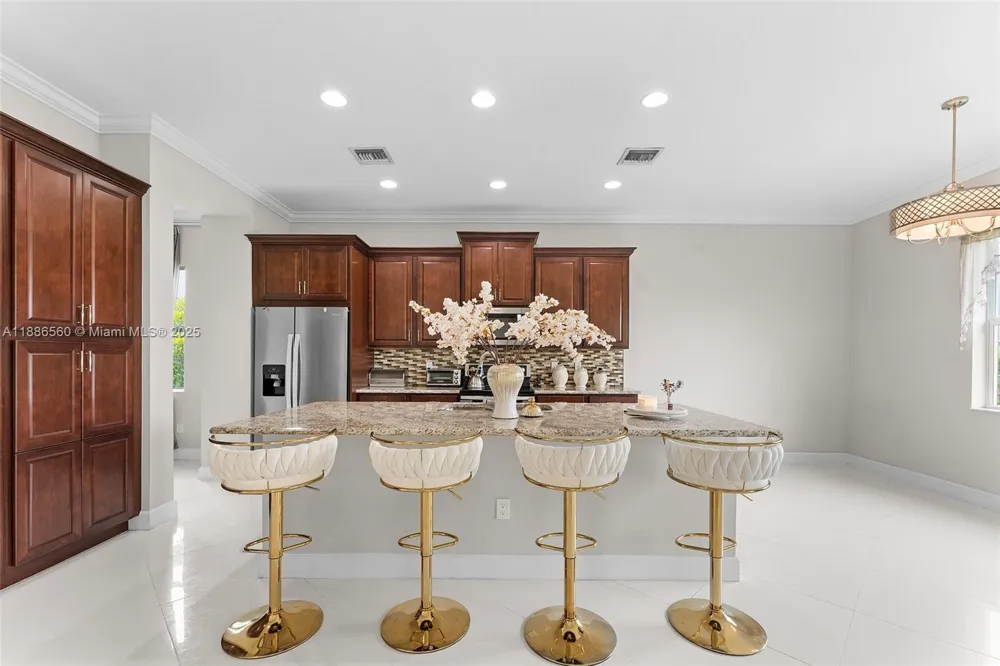 15901 Meadowlark Ct Westlake, FL 33470