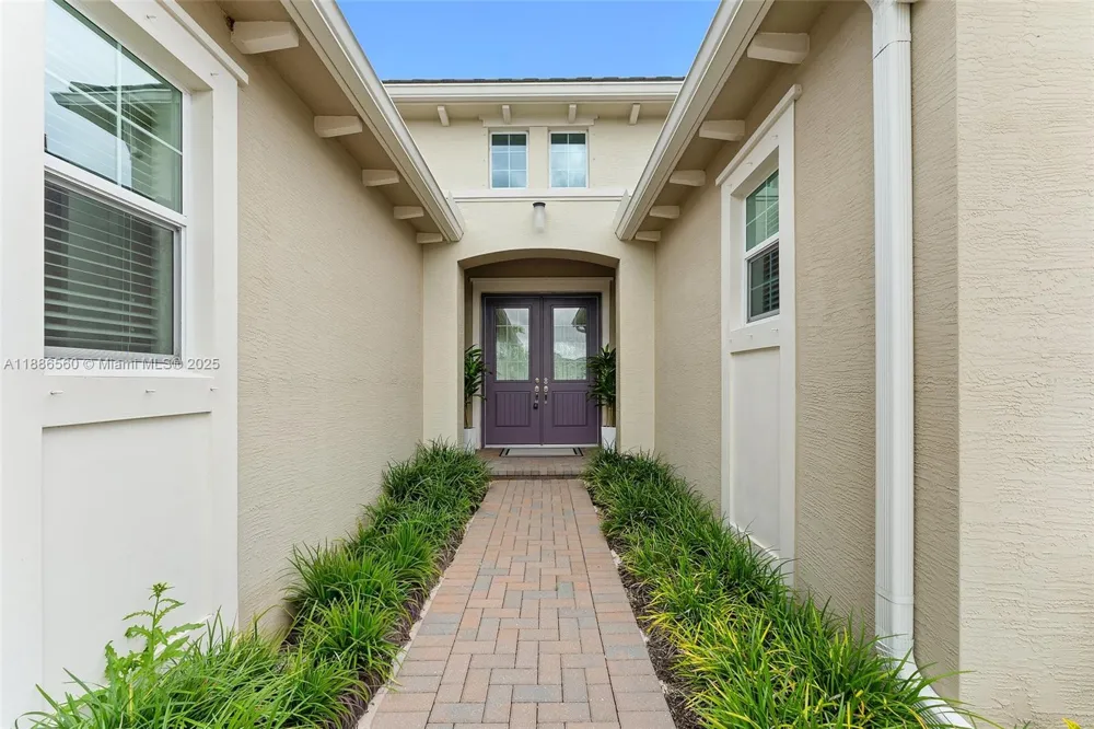 15901 Meadowlark Ct Westlake, FL 33470