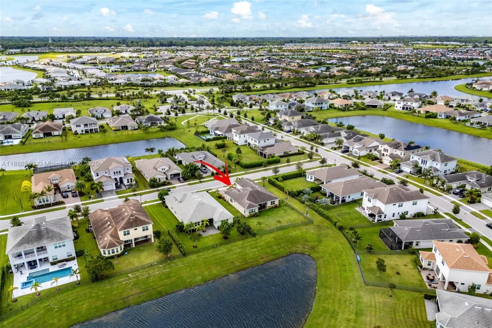 15901 Meadowlark Ct Westlake, FL 33470