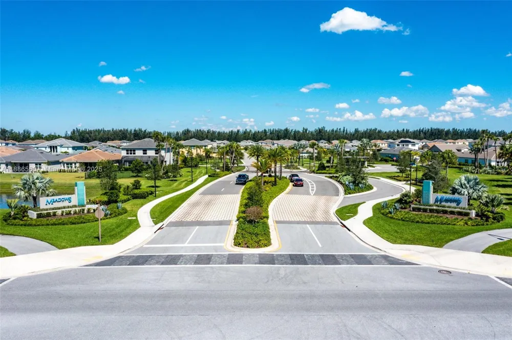 15901 Meadowlark Ct Westlake, FL 33470