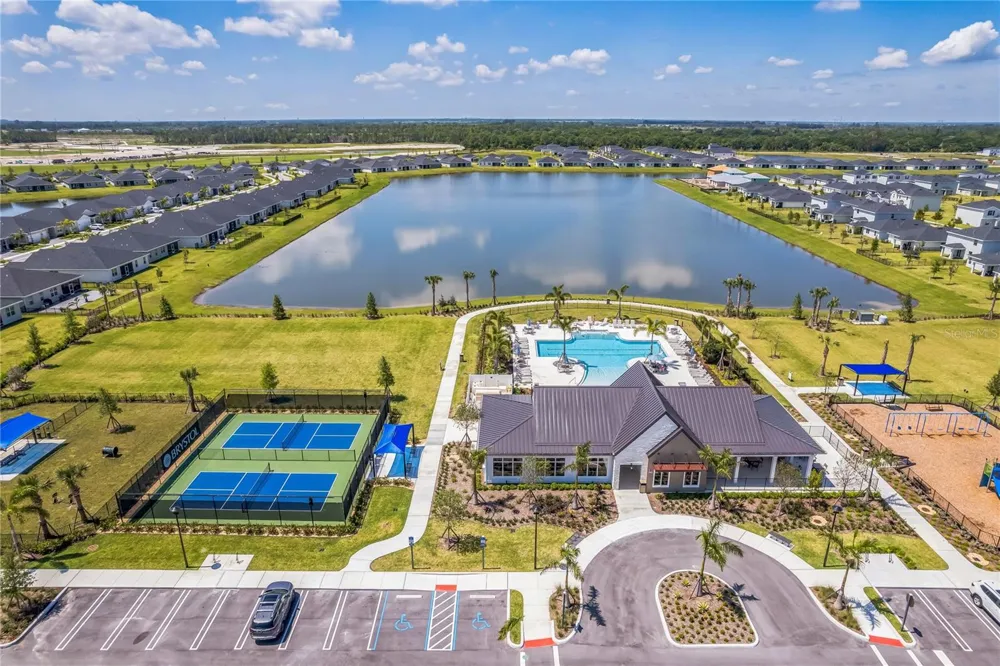 10653 NW SUNCREST LOOP Port St Lucie, FL 34987