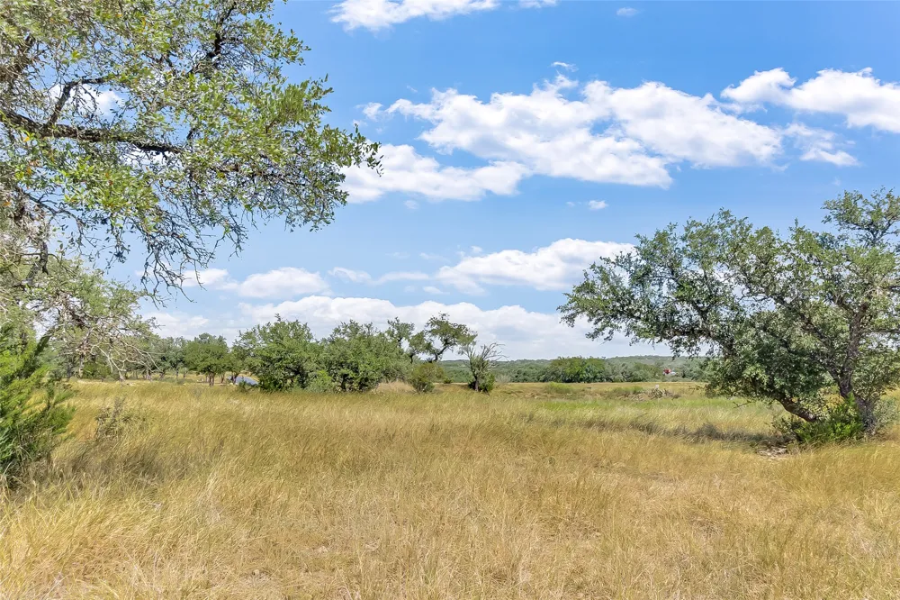 33 Vista Ridge Drive Round Mountain, TX 78663