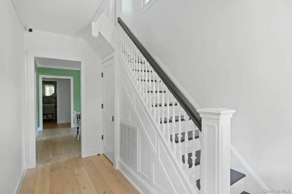 44 Buell Lane East Hampton, NY 11937