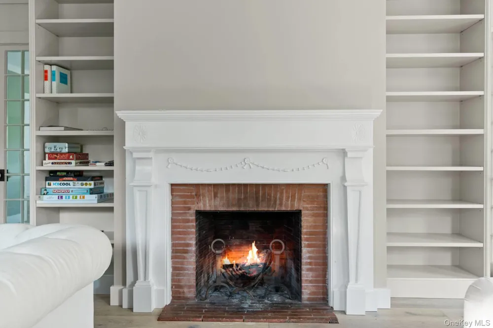 44 Buell Lane East Hampton, NY 11937