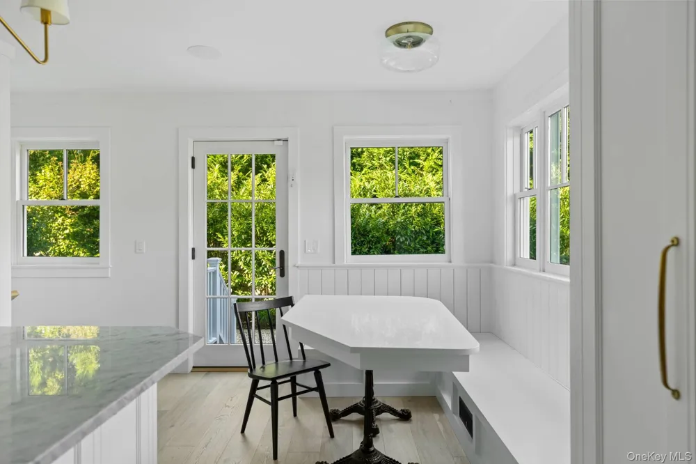 44 Buell Lane East Hampton, NY 11937