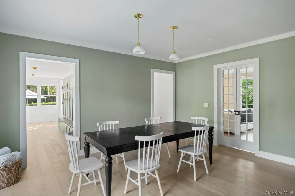 44 Buell Lane East Hampton, NY 11937