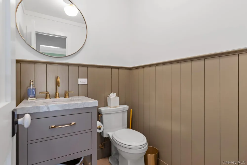 44 Buell Lane East Hampton, NY 11937