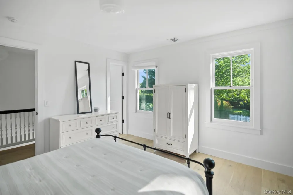 44 Buell Lane East Hampton, NY 11937