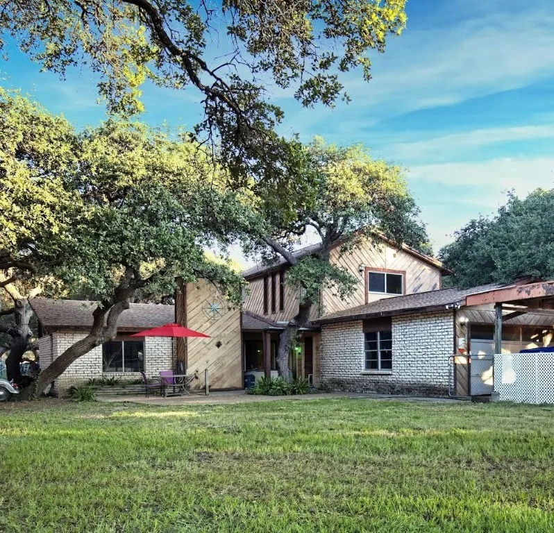 505 Wildwood Drive Ingleside, TX 78362