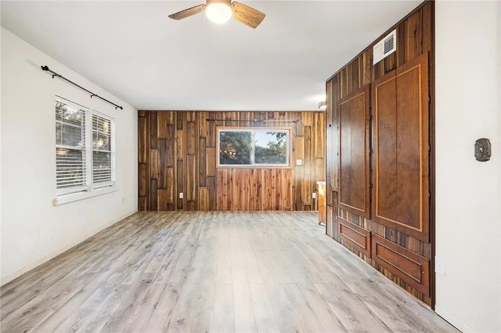 505 Wildwood Drive Ingleside, TX 78362