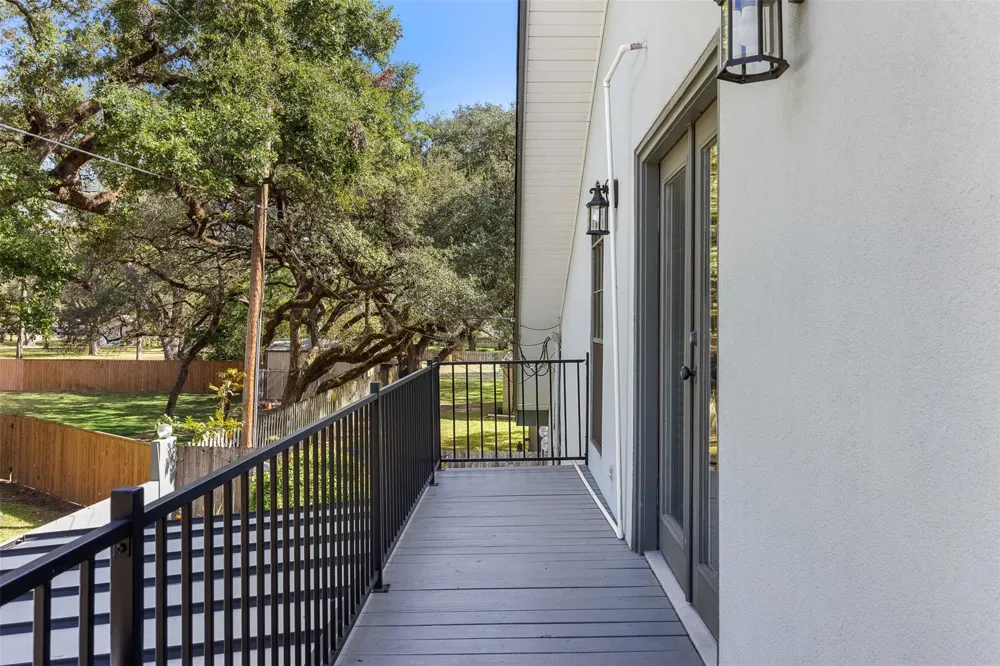 104 Hickory Lane Columbus, TX 78934