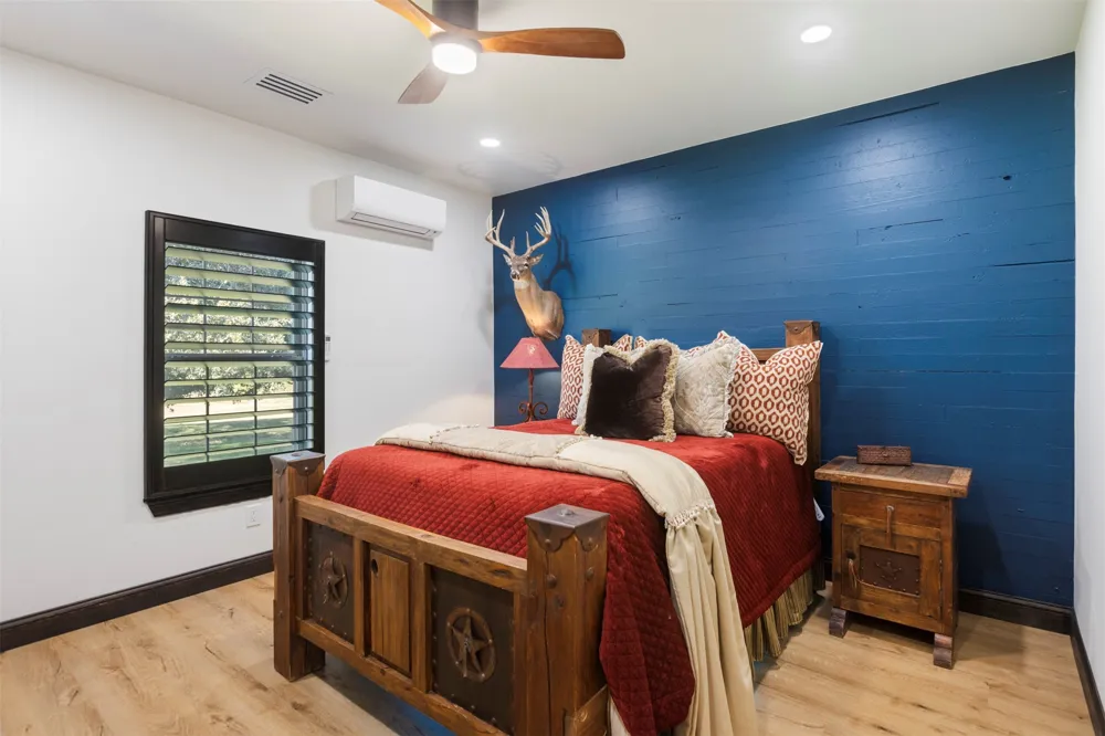 3021 Fm-1689 Comanche, TX 76442