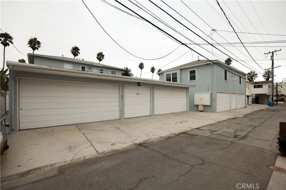 1505 S Catalina Redondo Beach, CA 90277