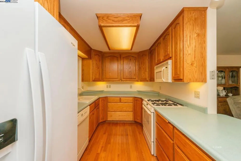 230 Lakeview Dr. Trinity Center, CA 96091