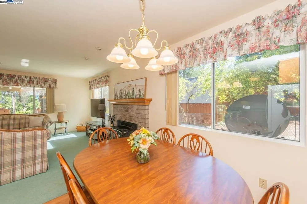 230 Lakeview Dr. Trinity Center, CA 96091