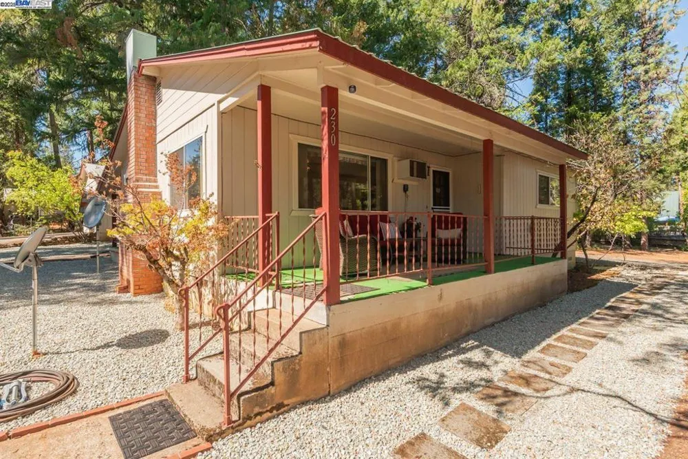 230 Lakeview Dr. Trinity Center, CA 96091