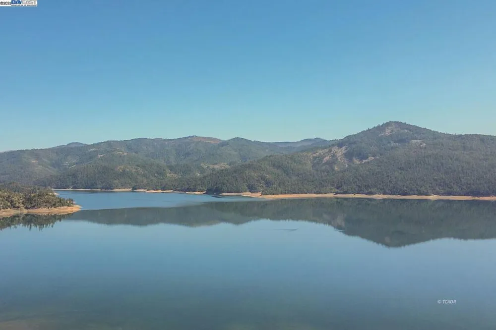 230 Lakeview Dr. Trinity Center, CA 96091