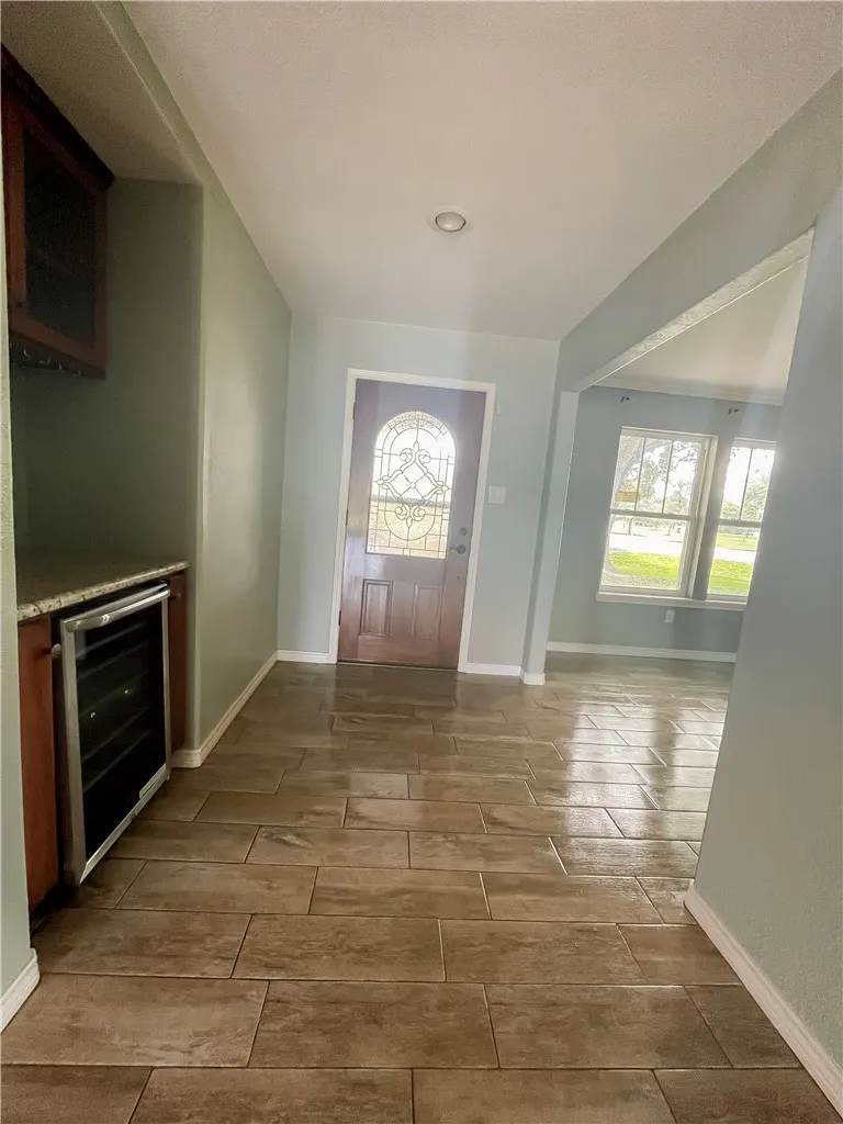 1206 Johnson Street Woodsboro, TX 78393