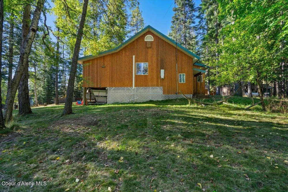 182 E Fern Lane Cocolalla, ID 83813
