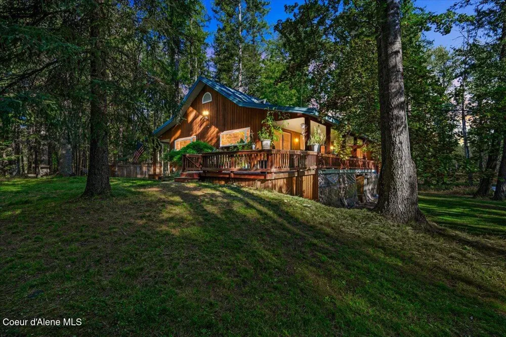 182 E Fern Lane Cocolalla, ID 83813