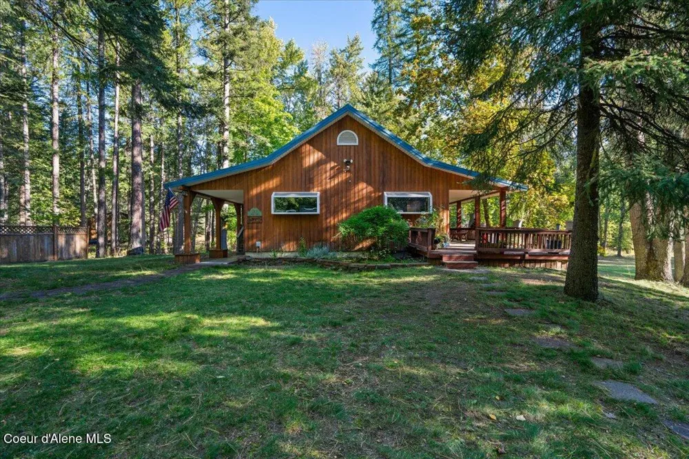 182 E Fern Lane Cocolalla, ID 83813