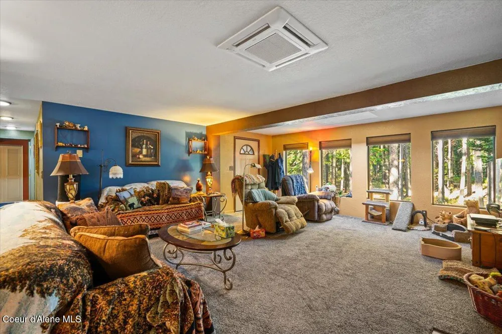 182 E Fern Lane Cocolalla, ID 83813