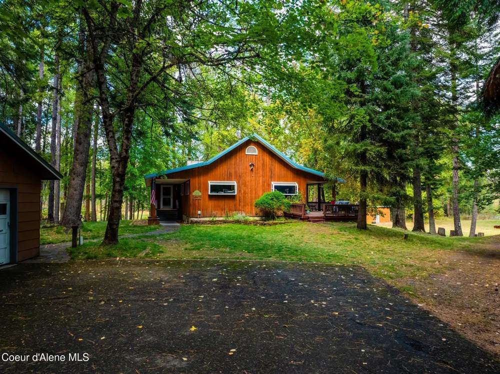 182 E Fern Lane Cocolalla, ID 83813