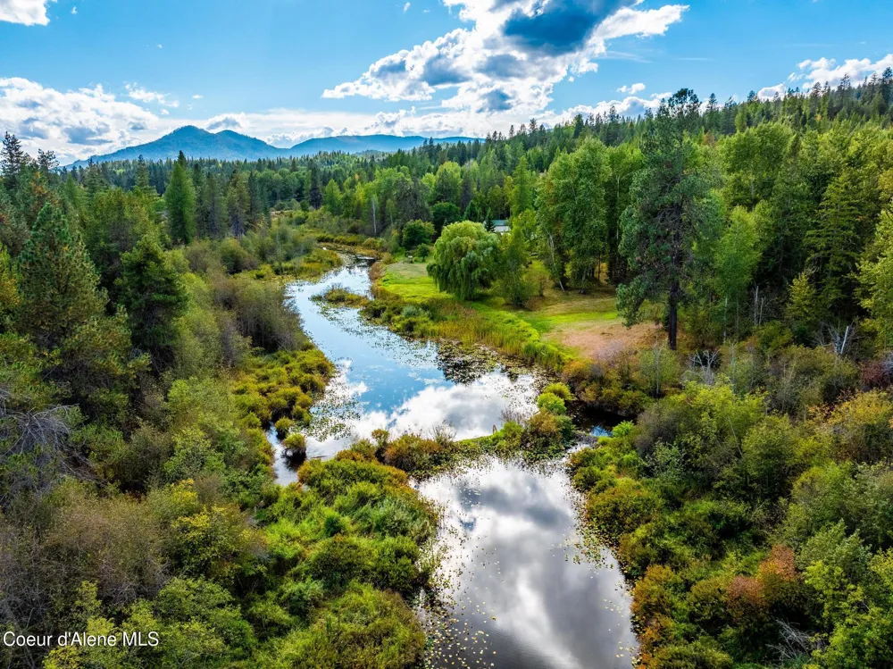 182 E Fern Lane Cocolalla, ID 83813