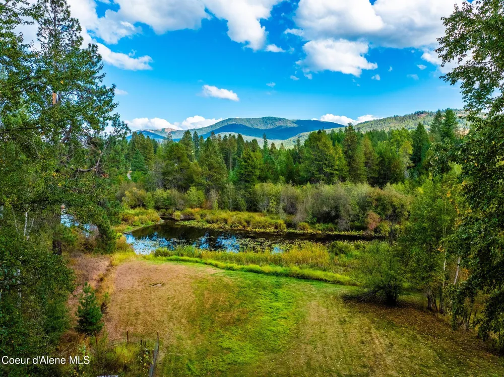 182 E Fern Lane Cocolalla, ID 83813