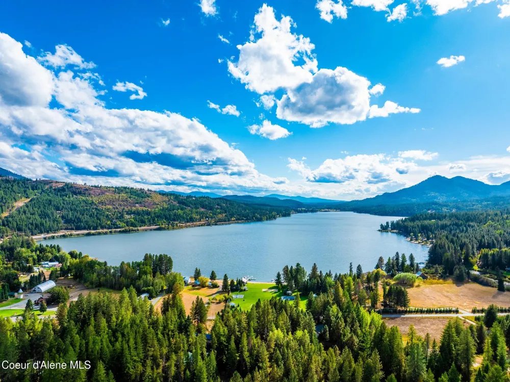 182 E Fern Lane Cocolalla, ID 83813